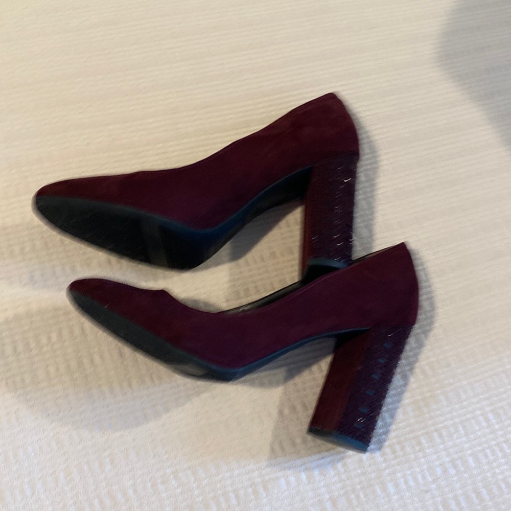 Heels with cute detail